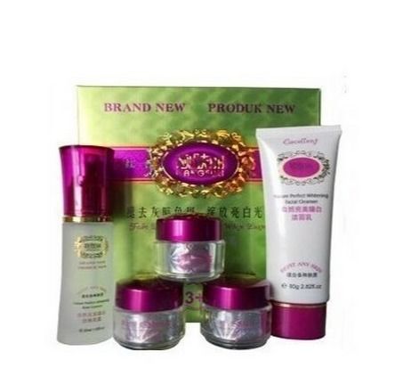 靚膚麗化妝品 視覺營銷雙翼——產品與店鋪的視覺美學